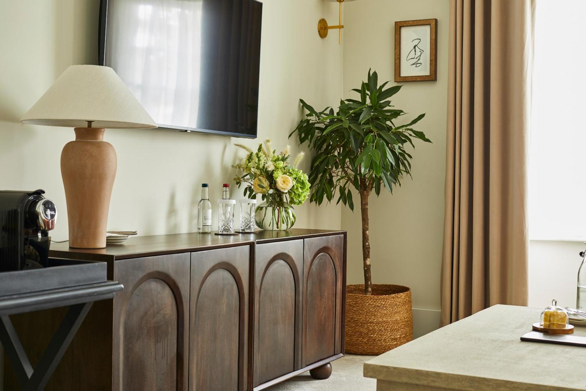 The Feathers Hotel 우드스톡 외부 사진