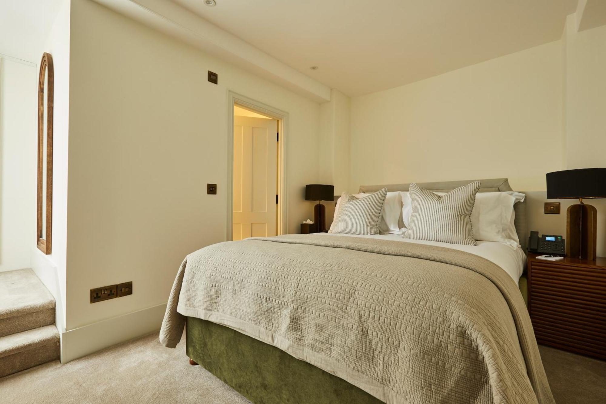 The Feathers Hotel 우드스톡 외부 사진